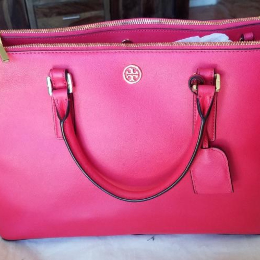 Tory Burch Red Handbag-Perfect for all year round